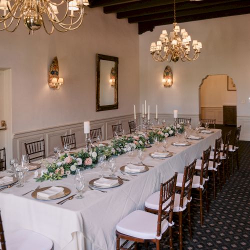 Long table dining in our Safari Room.